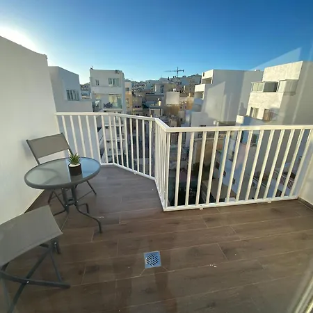 Jle Homes בית אירוח *