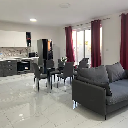 בית אירוח Jle Homes